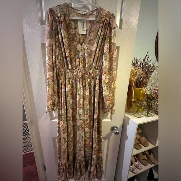 Lush “fall floral” long sleeve maxi dress - Picture 1 of 4